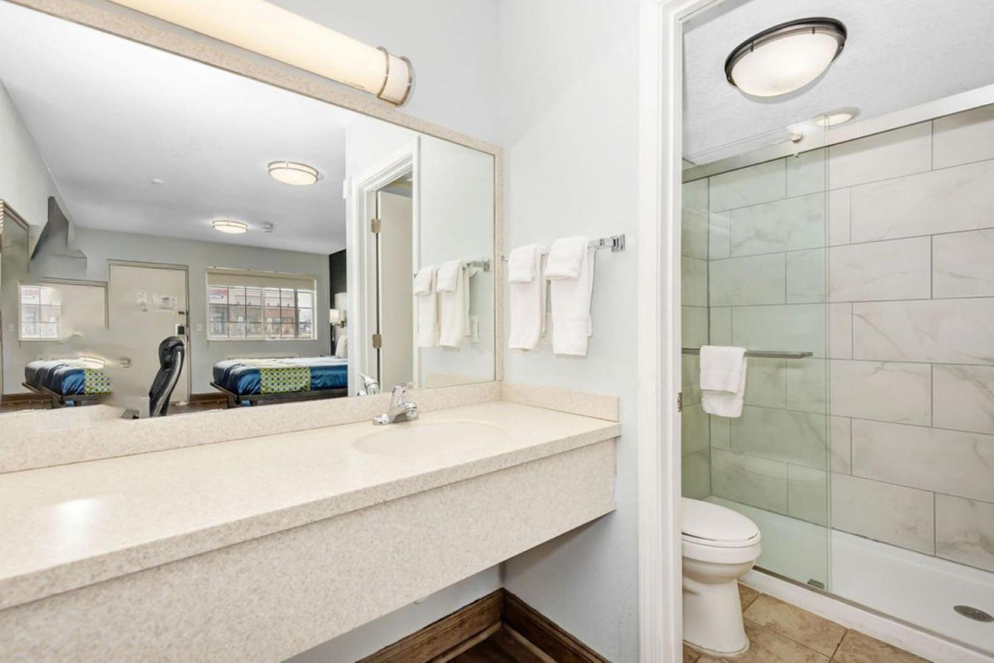 Grove City Travel Inn South Columbus Bagian luar foto